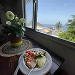 Casa De Praia No Leme Vista Para O Mar No Morro Babilonia